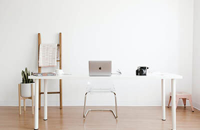 辦公室內(nèi)部會(huì)議